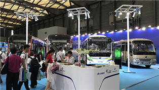 公交、團(tuán)體、BRT 宇通上演“重磅大咖秀”