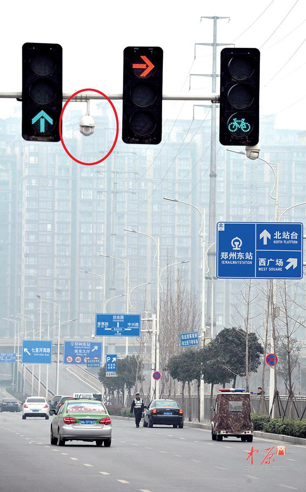 接送乘客可將車停在東站南北兩大型停車場(chǎng)