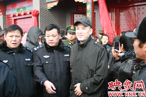 郭達(dá)現(xiàn)身馬街書會(huì)現(xiàn)場(chǎng)。