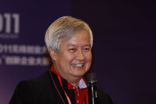 微博名人薛蠻子(圖片來源于網(wǎng)絡)