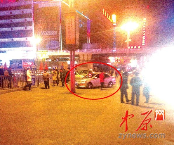 鄭州黑出租晝伏夜出 謊稱愛(ài)心車(chē)隊(duì)收高額車(chē)費(fèi) 鄭州黑出租晝伏夜出 謊稱愛(ài)心車(chē)隊(duì)收高額車(chē)費(fèi)