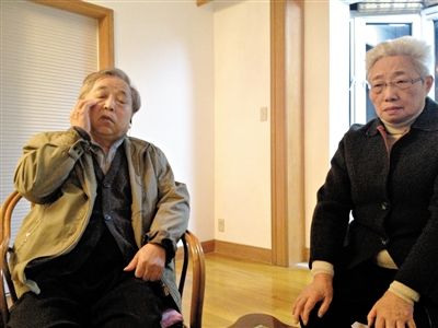 前晚，年過七旬的劉光嘉及妻子向記者講述強拆經(jīng)過。