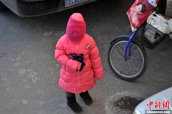 　12月23日，京城迎來今年入冬以來最冷的時(shí)刻。受今年以來最強(qiáng)冷空氣影響，京城迎來入冬以來幅度最大的