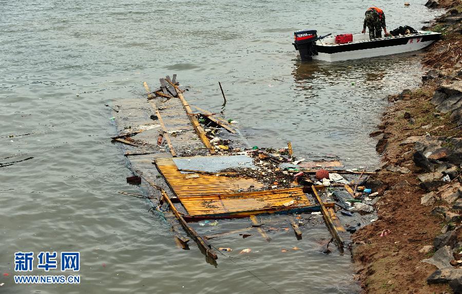 福建南平渡船翻沉事故導(dǎo)致11人死亡4人失蹤 福建南平渡船翻沉事故導(dǎo)致11人死亡4人失蹤