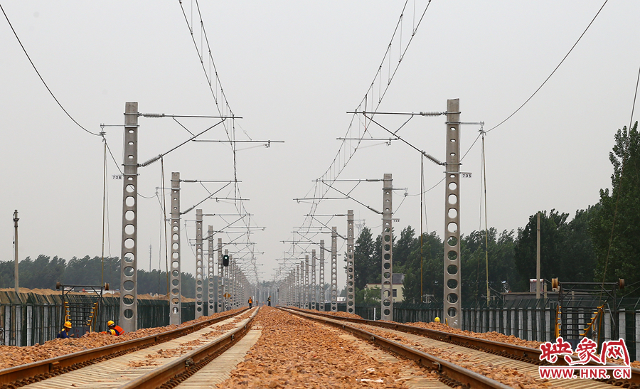 上午11點(diǎn)左右，移軌完成