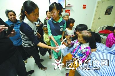 好心人送來(lái)酸奶。