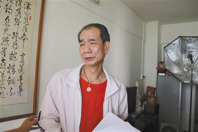 嫖娼事件后，區(qū)少坤向記者訴說(shuō)委屈，他說(shuō)：“這是一個(gè)圈套”。李根 攝