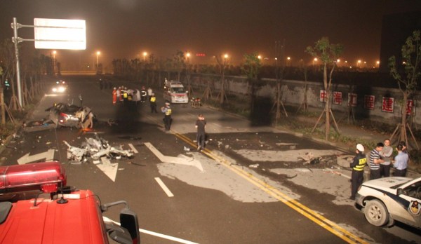 溫州致7人死車禍細節(jié)曝光:相撞時6人被拋出車外