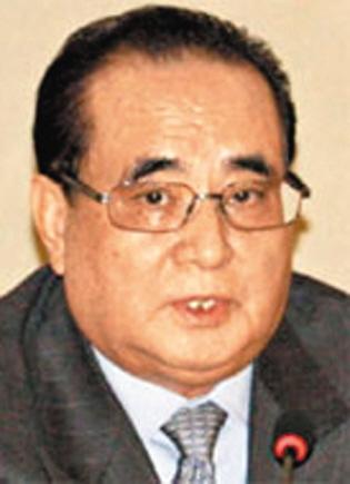 李秀勇曾照料金正恩兄妹。