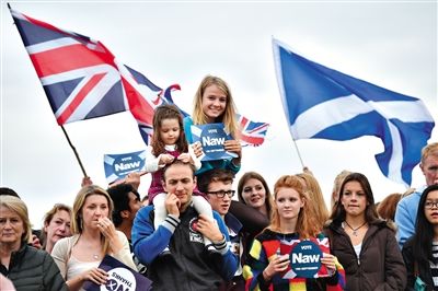 最新民意調(diào)查結(jié)果顯示，反獨陣營的支持率繼續(xù)領(lǐng)先。