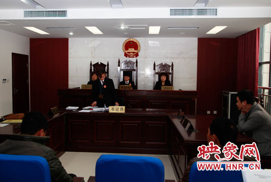 11月13日，金水區(qū)法院集中宣判了6起拖欠農(nóng)民工工資案件。