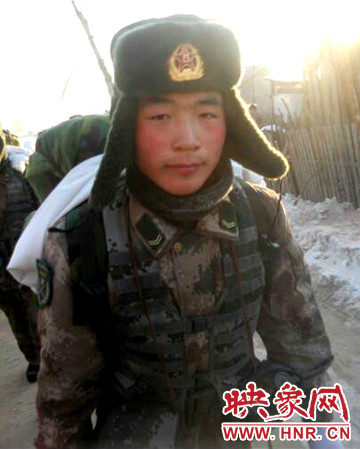 撲火救人壯烈犧牲的退伍戰(zhàn)士、民兵排長鄭春光