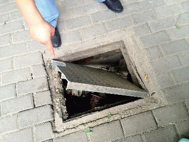 男子因打不過(guò)情敵出刀割傷對(duì)方脖子 已被警方帶走 男子因打不過(guò)情敵出刀割傷對(duì)方脖子 已被警方帶走