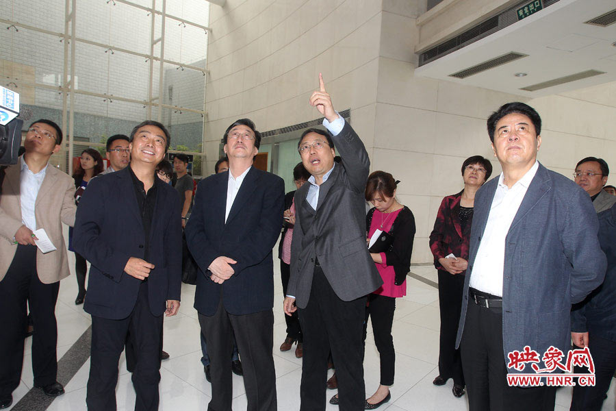 河南省委書記、省人大常委會主任郭庚茂視察河南人民廣播電臺 映象網(wǎng)記者邵恰 段晉哲/攝