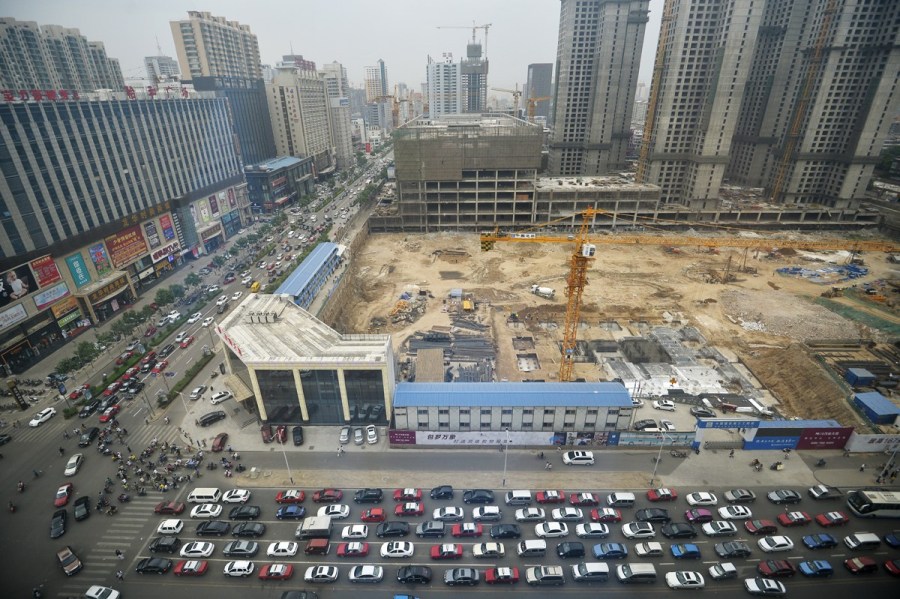 5月21日，太原體育路口車輛大面積擁堵。山西青年報(bào)胡遠(yuǎn)嘉