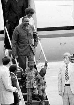 暴君烏干達(dá)前總統(tǒng)阿明吃人肉挖人眼碎妻子尸體 暴君烏干達(dá)前總統(tǒng)阿明吃人肉挖人眼碎妻子尸體