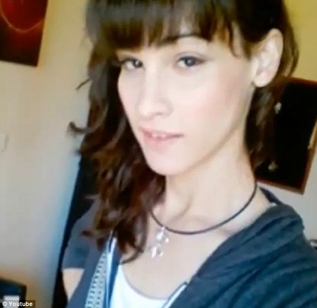 千張照片記錄帥哥變“美女”全過程 千張照片記錄帥哥變“美女”全過程