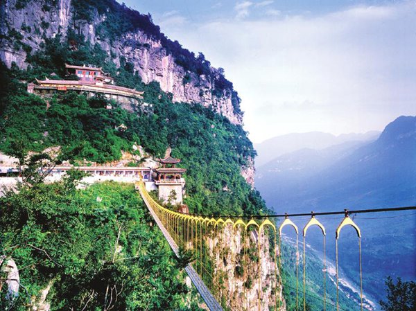 見(jiàn)證浪漫愛(ài)情 盤(pán)點(diǎn)中國(guó)浪漫愛(ài)情橋