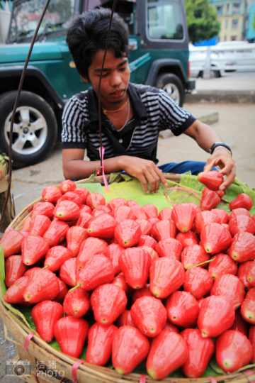 緬甸，繽紛的街邊平民小吃