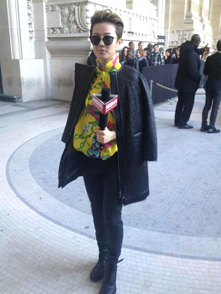 女星劉力揚(yáng)亮相秀場(chǎng)