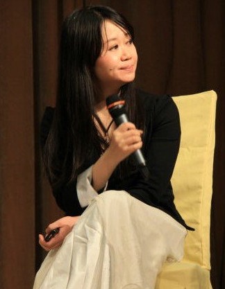 女歌手吳虹飛發(fā)微博稱炸建設委員會被拘留