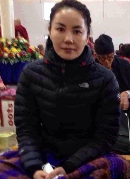 網(wǎng)友曝王菲現(xiàn)身泰國(guó)參加禪修班。