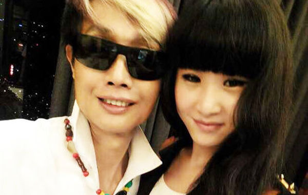 鄧建國與新女友。