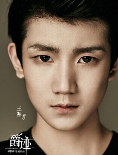 不知是演什么角色呢？