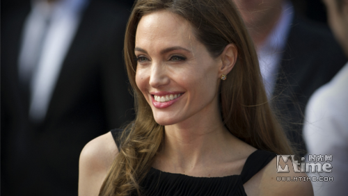 朱莉執(zhí)導二戰(zhàn)題材片開機