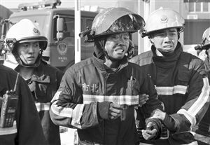  聽聞尹進(jìn)良、陳偉、尹智慧犧牲，戰(zhàn)友們悲痛不已