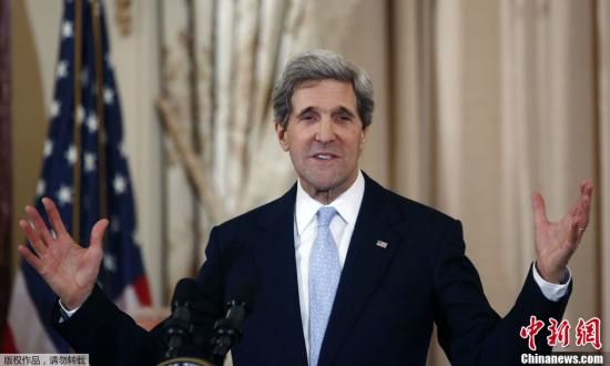 資料圖：當(dāng)?shù)貢r(shí)間2月6日，美國(guó)華盛頓，新任國(guó)務(wù)卿約翰·克里宣誓就職，副總統(tǒng)拜登出席了就職儀式。