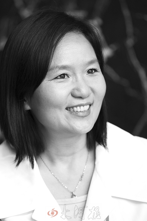 　　王碧玲：“中原地區(qū)的市場(chǎng)增長(zhǎng)太迅速了，我們現(xiàn)有的鄭州物流中心已經(jīng)感覺(jué)力不從心……”