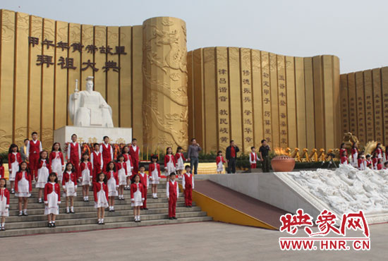 彩排現(xiàn)場(chǎng)。