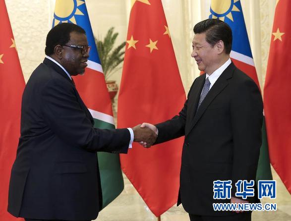 4月8日，國家主席習近平在北京人民大會堂會見納米比亞總理根哥布。新華社記者 龐興雷 攝