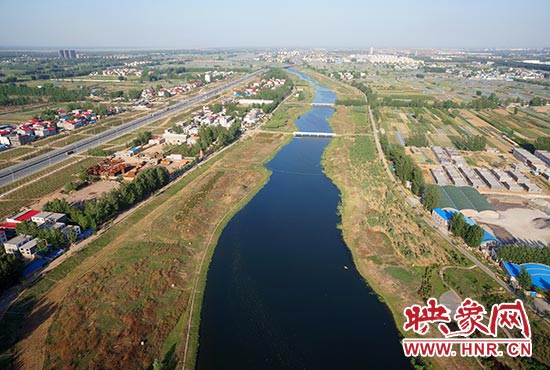 鄭州 大運(yùn)河通濟(jì)渠段 (王羿拍攝) 鄭州 大運(yùn)河通濟(jì)渠段 (王羿拍攝)