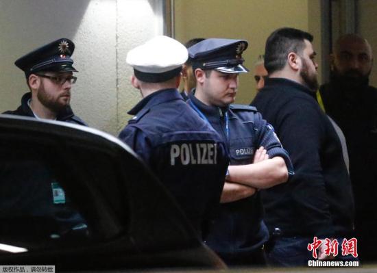 當(dāng)?shù)貢r間24日，一架空客A320飛機(jī)在法國南部阿爾卑斯墜機(jī)。