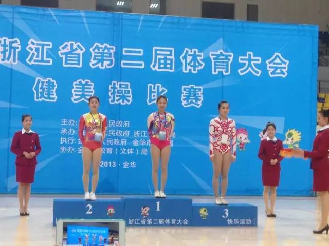 美少女高考577分 因有特長(zhǎng)北大要降219分錄取