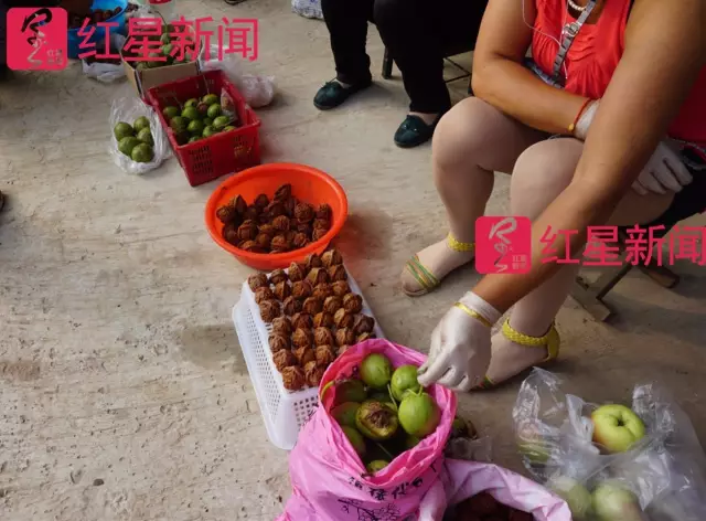 文玩核桃遇冷由幾萬一對降到5元沒人要？商戶否認