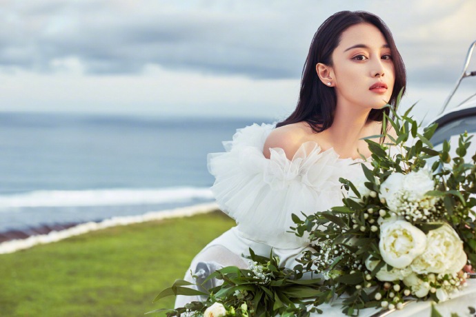 張馨予的婚紗成了淘寶爆款，知道價(jià)格后讓人大跌眼鏡！