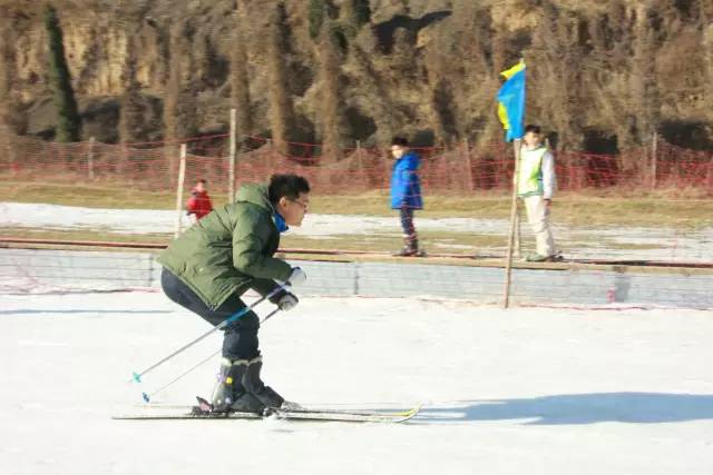這幾個(gè)帥氣的姿勢，真的像專業(yè)級選手了呢