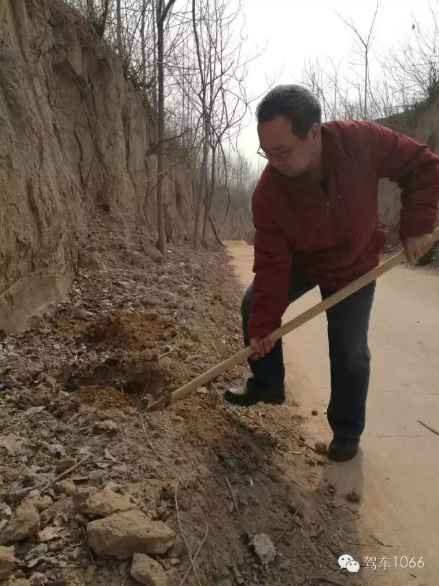 這大叔干起活也是很6呀！