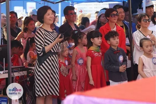 等等，這畫風(fēng)轉(zhuǎn)變太快我不明白了，看見啥了突然這么高興？