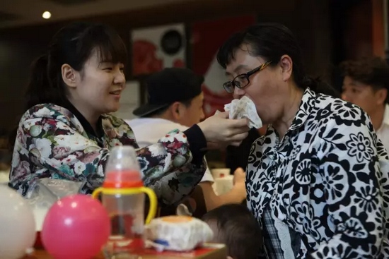 有了女兒后，我更能體會(huì)當(dāng)媽的辛苦與付出，謝謝你媽媽