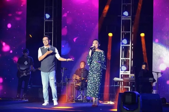 王騰霄、王曉序《制造浪漫》