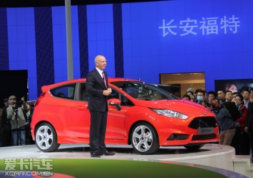 新款嘉年華ST 新款嘉年華ST