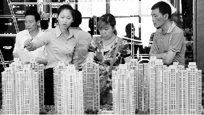 十一假期，人們問價的多，買房者少