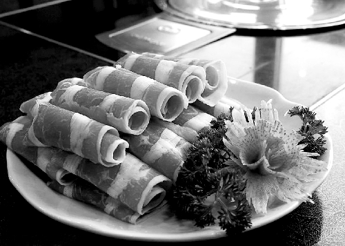 牛羊肉價格春節(jié)前直接“奔三”，市民感嘆吃牛羊肉是一種奢侈