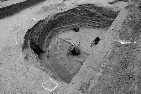 浚縣黎陽(yáng)倉(cāng)考古發(fā)掘現(xiàn)場(chǎng)。 張志嵩　攝