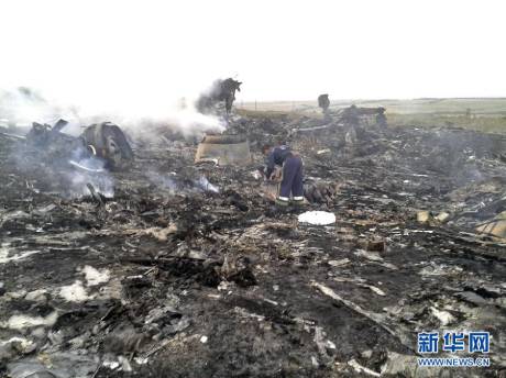 直擊馬航MH17客機墜毀現(xiàn)場 直擊馬航MH17客機墜毀現(xiàn)場