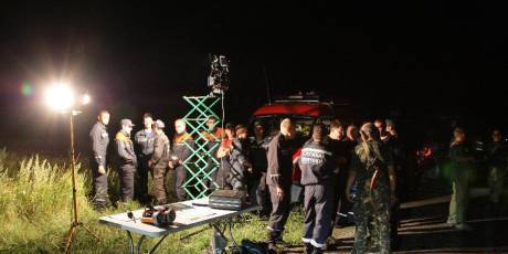 直擊馬航MH17客機墜毀現(xiàn)場 直擊馬航MH17客機墜毀現(xiàn)場